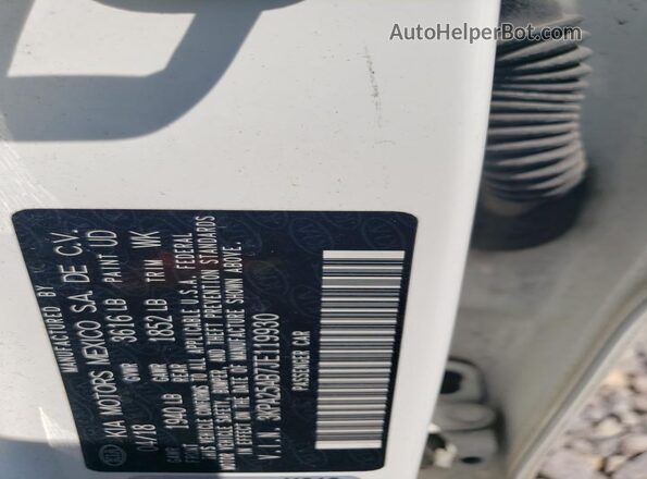 3KPA25AB7JE119930 2018 KIA RIO White 