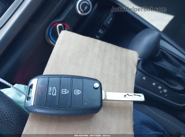 3KPA25AD9LE290277 2020 KIA RIO 5-DOOR Black წინა პანელის ხედი