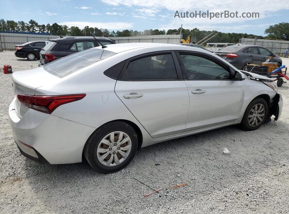 3KPC24A32JE009010 2018 HYUNDAI ACCENT Silver 