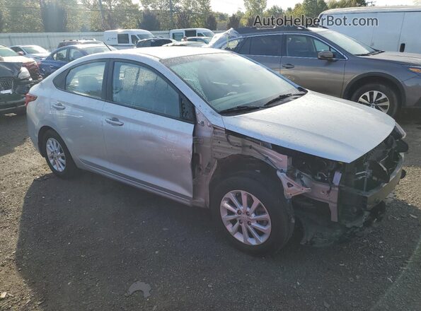 3KPC24A3XJE017405 2018 HYUNDAI ACCENT Silver 