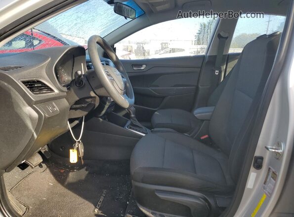 3KPC24A3XJE017405 2018 HYUNDAI ACCENT Silver 