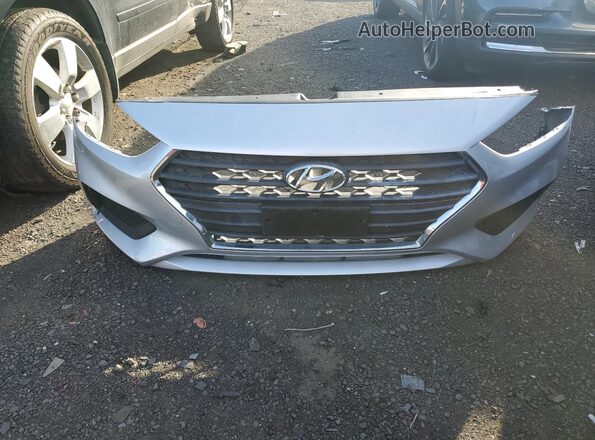3KPC24A3XJE017405 2018 HYUNDAI ACCENT Silver 