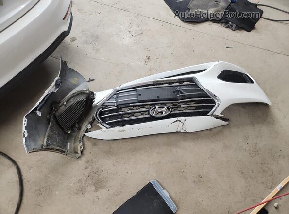 3KPC24A60LE092787 2020 HYUNDAI ACCENT White Widok komory silnika