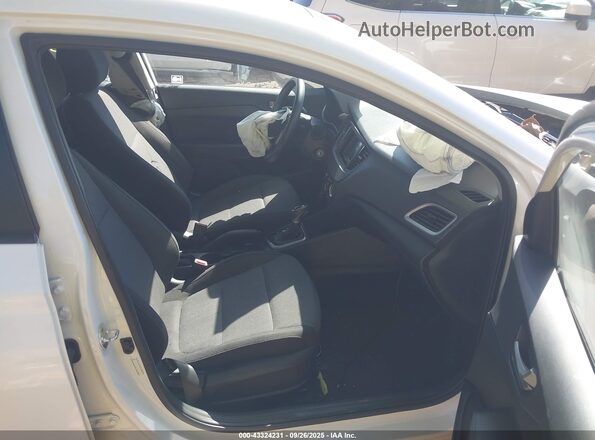 3KPC24A61LE098386 2020 HYUNDAI ACCENT White Вид салону спереду