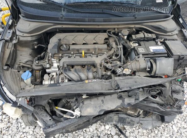 3KPC24A61ME132375 2021 HYUNDAI ACCENT Black Widok wnętrza z tyłu