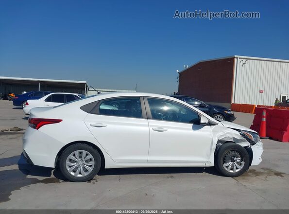 3KPC24A62ME130568 2021 HYUNDAI ACCENT White Սալոնի հետևի տեսք