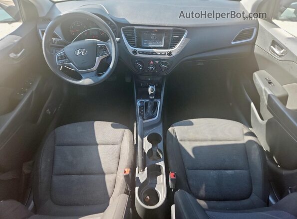 3KPC24A63LE103572 2020 HYUNDAI ACCENT Silver წინა პანელის ხედი