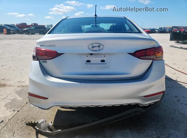 3KPC24A63LE103572 2020 HYUNDAI ACCENT Silver უკანა ხედი