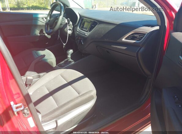 3KPC24A66ME139371 2021 HYUNDAI ACCENT Красный Вид салона спереди