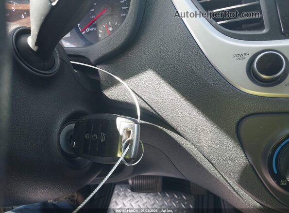 3KPC24A67LE112453 2020 HYUNDAI ACCENT Silver Vista del salpicadero