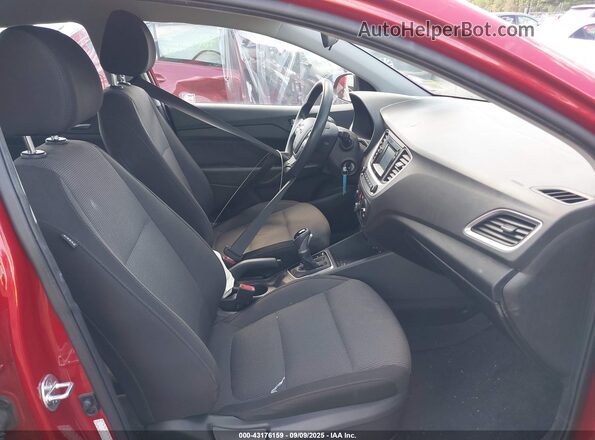 3KPC24A67ME136057 2021 HYUNDAI ACCENT Red Սալոնի դիմացի տեսք