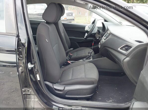 3KPC24A68LE109898 2020 HYUNDAI ACCENT Black Front interior view