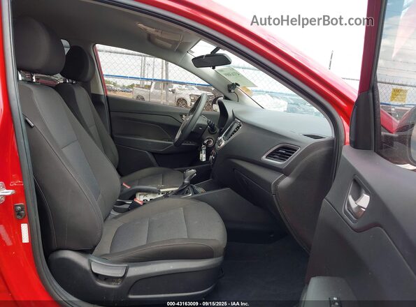3KPC24A68LE126913 2020 HYUNDAI ACCENT Red Вид салону спереду