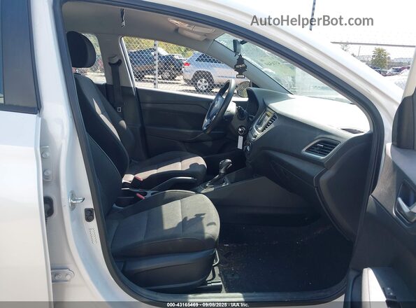 3KPC24A6XLE103780 2020 HYUNDAI ACCENT White წინა სალონის ხედი