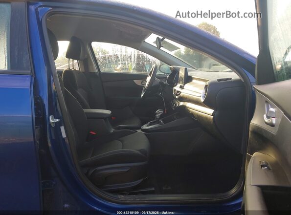 3KPF24AD1NE472493 2022 KIA FORTE Blue 