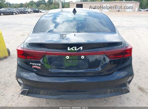 3KPF24AD2NE459185 2022 KIA FORTE Black 
