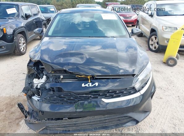 3KPF24AD2NE459185 2022 KIA FORTE Black Dashboard view