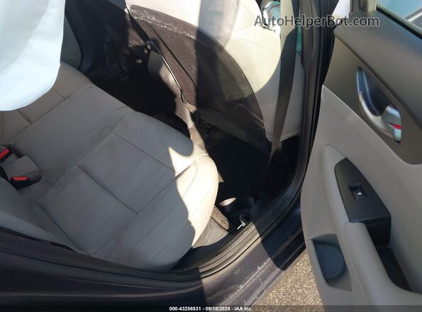 3KPF24AD4KE078207 2019 KIA FORTE Gray Widok naklejki z numerem VIN