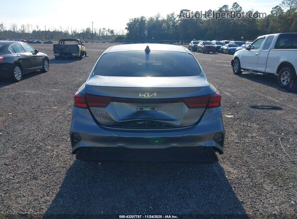 3KPF24AD4NE472231 2022 KIA FORTE Gray 