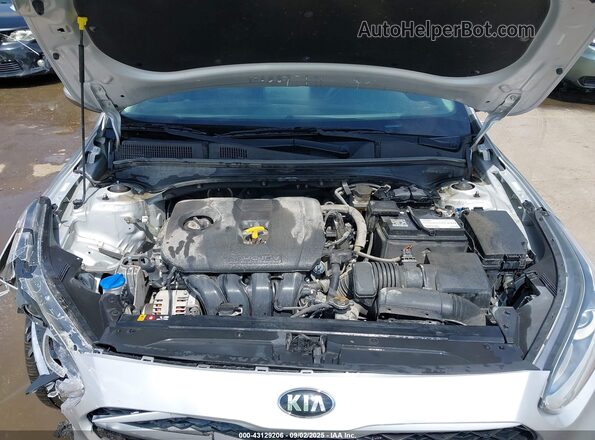 3KPF24AD5LE190774 2020 KIA FORTE Silver Widok z tyłu