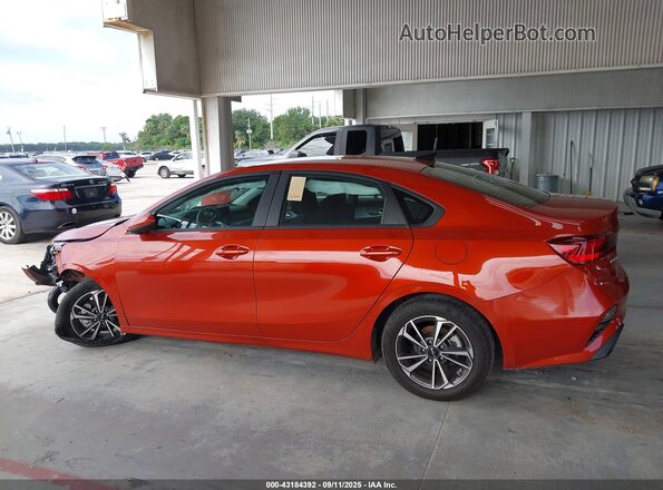 3KPF24AD5PE650716 2023 KIA FORTE Burgundy 