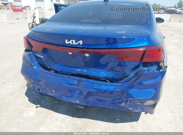 3KPF24AD5RE795872 2024 KIA FORTE Blue Դիմացի տեսք