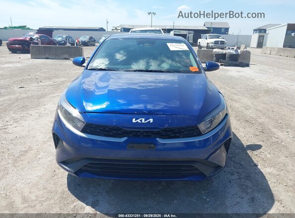 3KPF24AD5RE795872 2024 KIA FORTE Blue Սալոնի հետևի տեսք