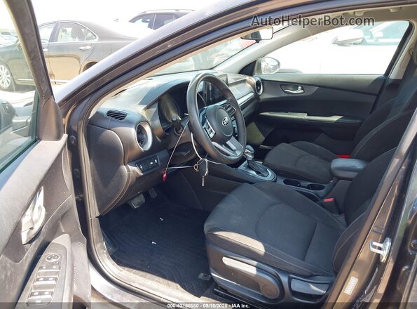 3KPF24AD7LE249713 2020 KIA FORTE Gray Front interior view