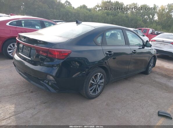 3KPF24AD8NE430693 2022 KIA FORTE Black Tył prawy