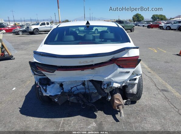 3KPF54AD5PE553670 2023 KIA FORTE White 