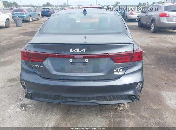 3KPF54AD7NE440476 2022 KIA FORTE Gray 