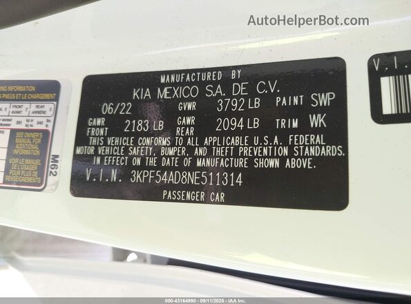3KPF54AD8NE511314 2022 KIA FORTE White Vista del compartimento del motor