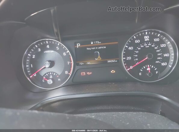 3KPF54AD8NE511314 2022 KIA FORTE White Vista de los asientos traseros