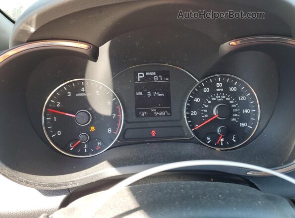 3KPFK4A74JE218538 2018 KIA FORTE Black 