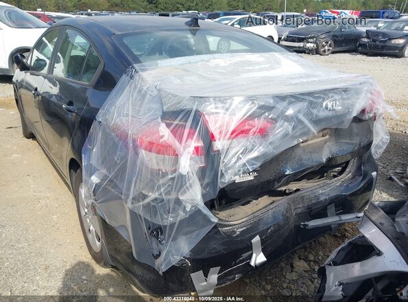 3KPFK4A7XHE131270 2017 KIA FORTE Black 