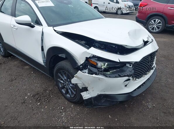 3MVDMBAMXSM757635 2025 MAZDA CX-30 White 