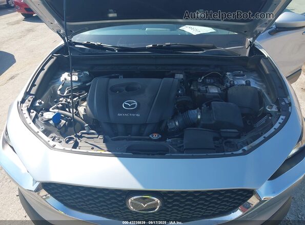 3MVDMBBL5MM205016 2021 MAZDA CX-30 Silver Rear view