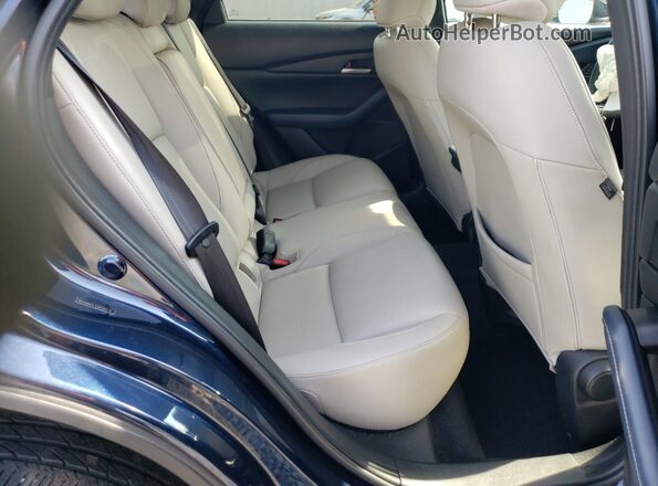 3MVDMBCL1LM106576 2020 MAZDA CX-30 Blue Vista interior trasera