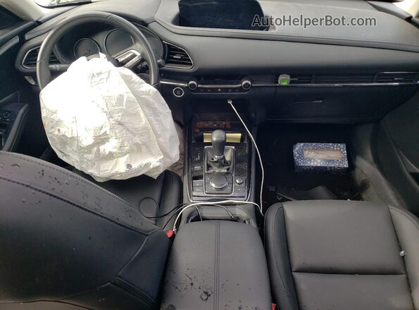 3MVDMBCL8MM264625 2021 MAZDA CX-30 Blue Vista del salpicadero