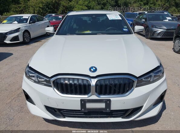 3MW39FF03R8E18890 2024 BMW 7 SERIES White 