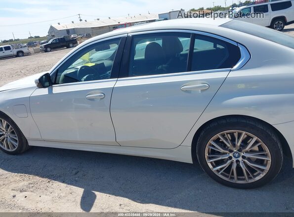 3MW39FF03R8E18890 2024 BMW 7 SERIES White 