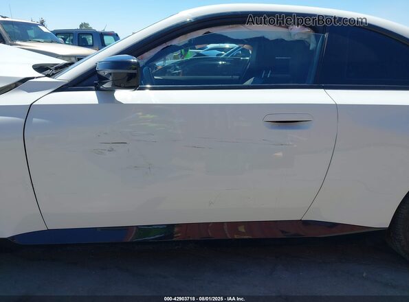 3MW43CM08P8D45780 2023 BMW M2 White 