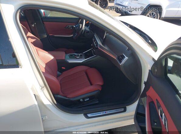 3MW49FF04P8C80357 2023 BMW 3 SERIES Beige წინა სალონის ხედი