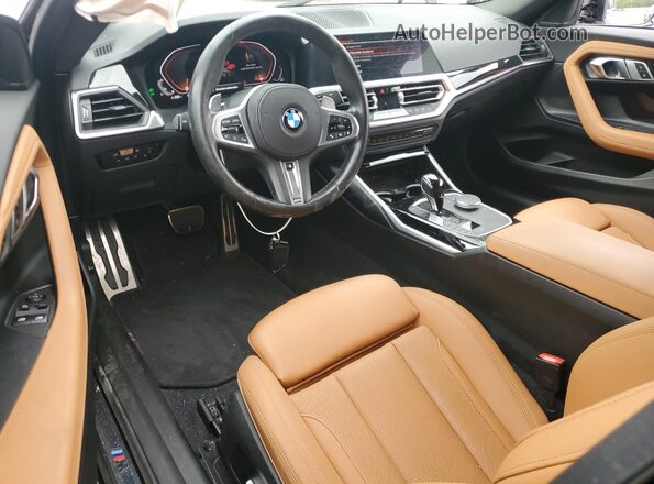 3MW53CM09N8C78639 2022 BMW M2 White Vista del salpicadero