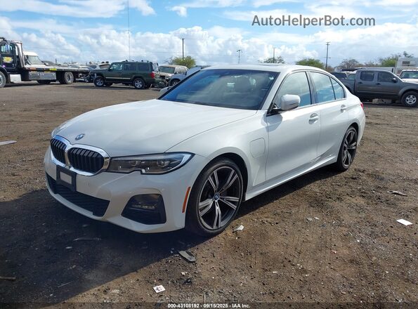 3MW5P7J06M8B75130 2021 BMW 3 SERIES White Vista frontal