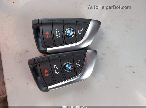 3MW5P7J06M8B75130 2021 BMW 3 SERIES White Vista del salpicadero