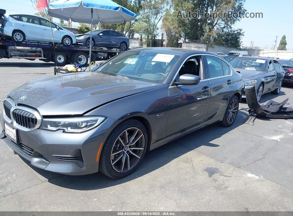 3MW5P7J07N8C47132 2022 BMW 3 SERIES Gray Առջևի ձախ երեք քառորդ տեսարան