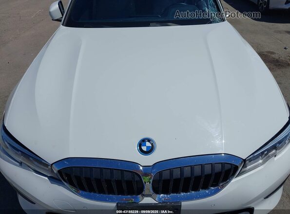 3MW5P7J09N8C42482 2022 BMW 3 SERIES White Vista trasera