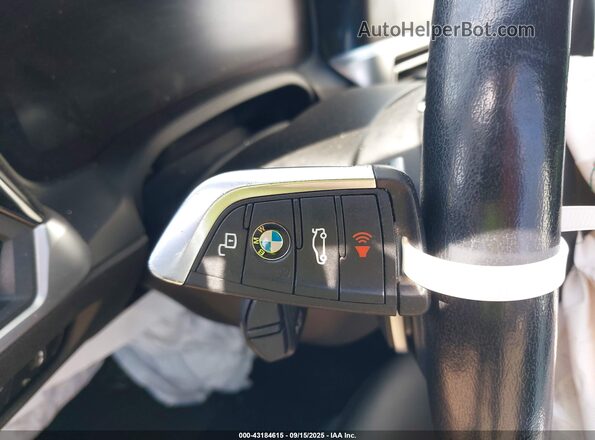 3MW5P9J09N8C72299 2022 BMW 3 SERIES Black წინა პანელის ხედი