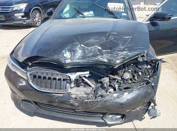 3MW5R1J04L8B05664 2020 BMW 3 SERIES Black Widok z przodu